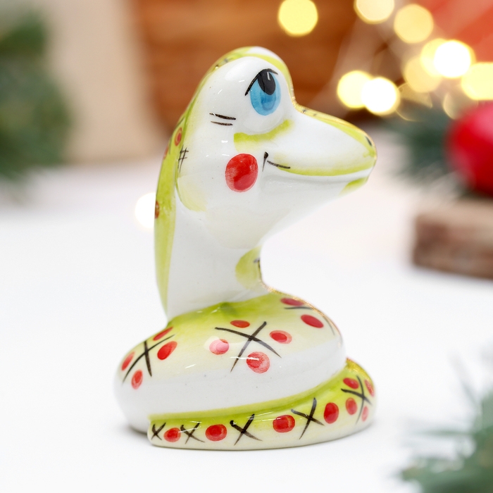 Новый год. Сувенир символ года "Змей Улыбка зеленый", 7 см, фарфор