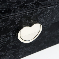 Шкатулка кожзам под часы 2 отделения и бижутерию "Под бархат" чёрная 8х15,5х20,5 см