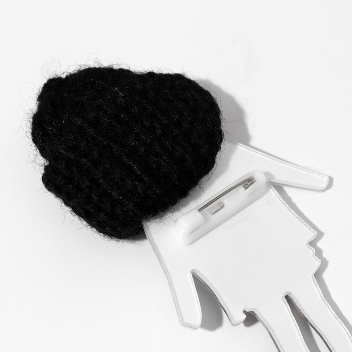 Брошь &laquo;Девочка&raquo; в юбке, цветная в серебре