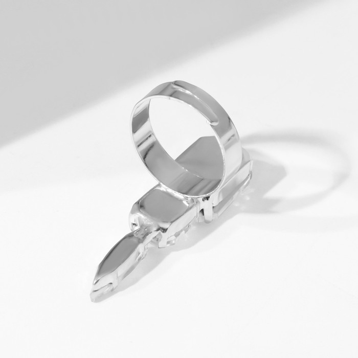 Кольцо &laquo;Ассорти&raquo; объёмный коготь, мини, цвет белый в серебре, безразмерное