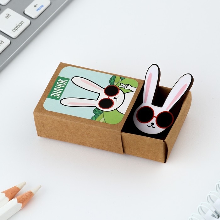 Значок в коробочке &laquo;Заяц&raquo; 5 х 4 см