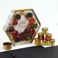 Подарочный набор &laquo;Новогодняя роскошь&raquo;: чай чёрный 50 г., крем-мёд 6 шт. x 30 г.