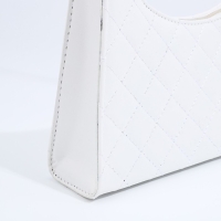 Сумка-багет на молнии, цвет белый Сумка-багет на молнии, цвет белый