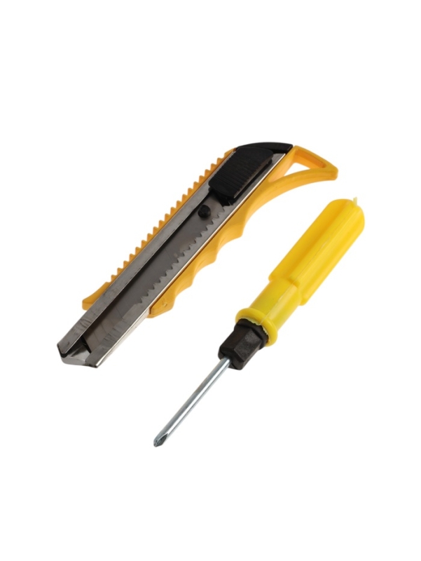 Набор инструментов в блистере ЛОМ, рулетка, отвертка 2 в 1, нож, 3 шт. Набор инструментов в блистере ЛОМ, рулетка, отвертка 2 в 1, нож, 3 шт.