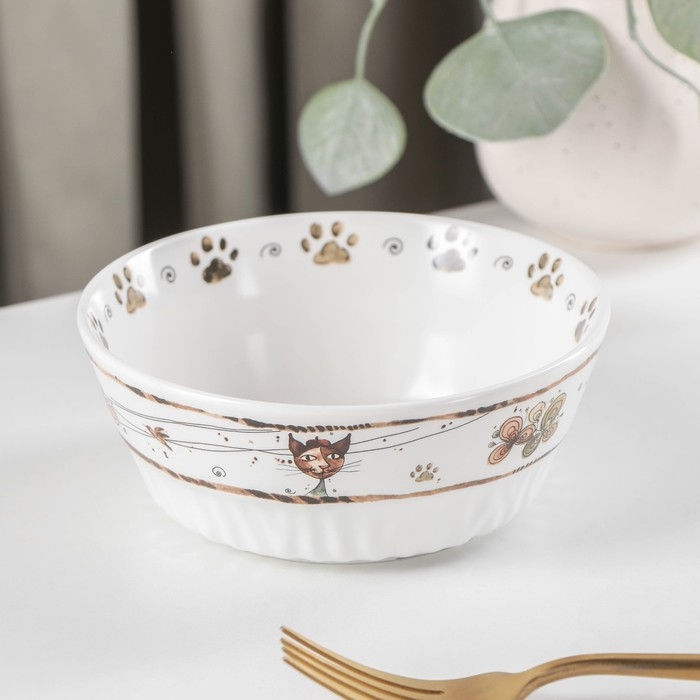 Салатник фарфоровый &laquo;Коты-аристократы&raquo;, 450 мл, d=14 см, цвет белый