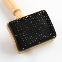 Щётка - пуходёрка деревянная "Премиум" с каплями, основание 80 х 60 мм