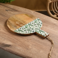 Доска разделочная круглая "Оливковая ветвь" дерево манго 36х28 см