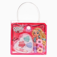 Набор косметики для девочки &laquo;Сердечко&raquo;, сумочка