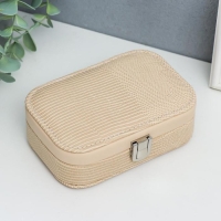 Шкатулка кожзам для украшений "Рептилия сливки" миниатюра комбинированная 4,5х10х15 см Шкатулка кожзам для украшений "Рептилия сливки" миниатюра комбинированная 4,5х10х15 см