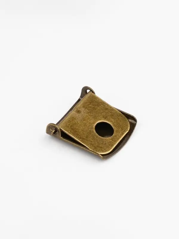 Застёжка для кепки, с люверсом, 2&times;2 см, цвет бронзовый