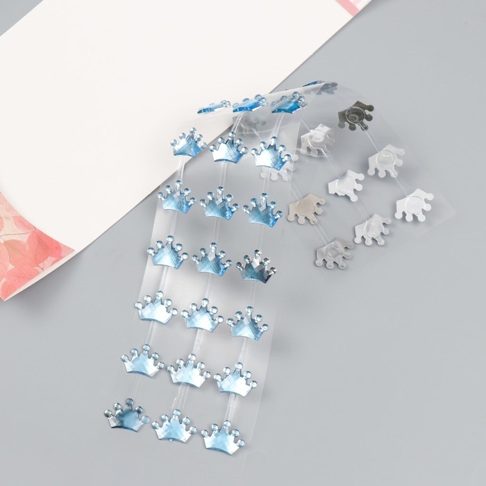 Наклейка пластик стразы Наклейка пластик стразы "Короны" 6,9х31,2 см