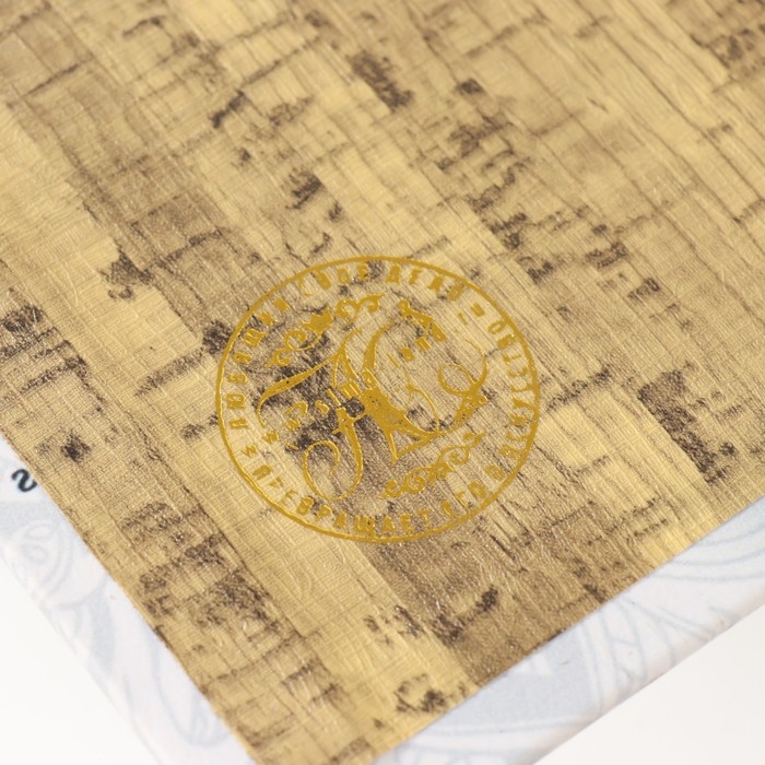 Сейф-книга дерево кожзам "Скрипка и смычок" тиснение 21х13х5 см