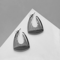 Серьги металл «Рельефные» закруглённые, цвет серебро Серьги металл «Рельефные» закруглённые, цвет серебро