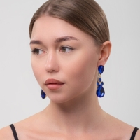 Серьги висячие со стразами &laquo;Вечеринка&raquo; цветок из капель, цвет сине-белый в золоте, 6,3 см