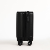 Чемодан детский 31 л (S), отдел на молнии, 4 колеса, цвет чёрный