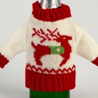 Новый год! Одежда на бутылку «Свитер с оленем» Новый год! Одежда на бутылку «Свитер с оленем»