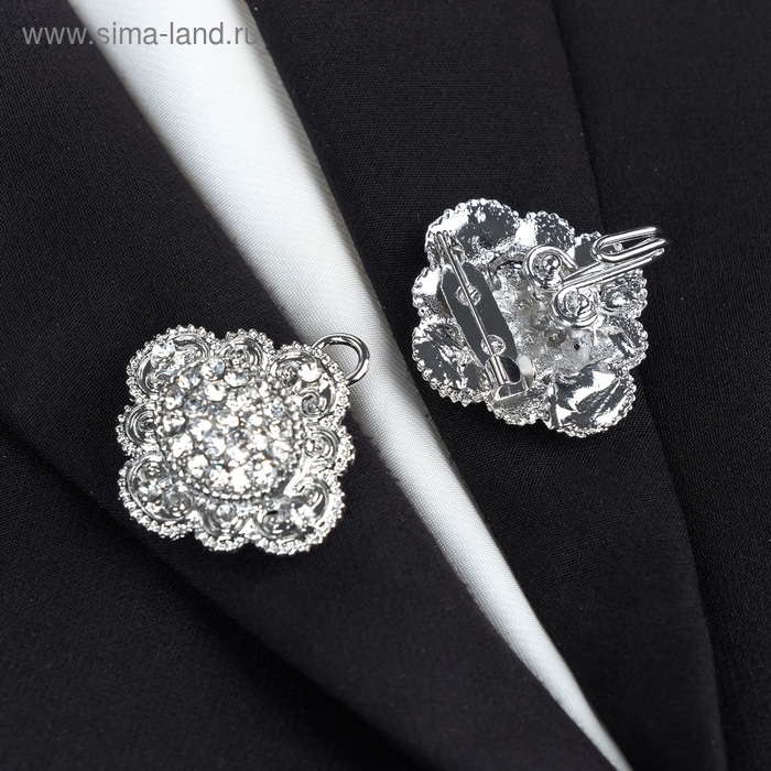 Зажим для кардигана «Ажур», цвет белый в серебре Зажим для кардигана «Ажур», цвет белый в серебре