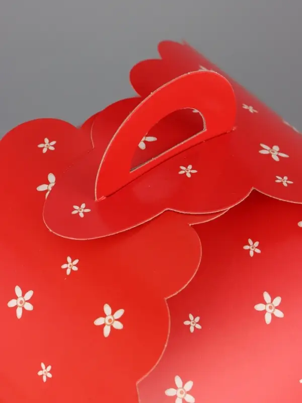 Коробка подарочная пасхальная &laquo;Красна девица&raquo;, 17&times;17&times;26 см