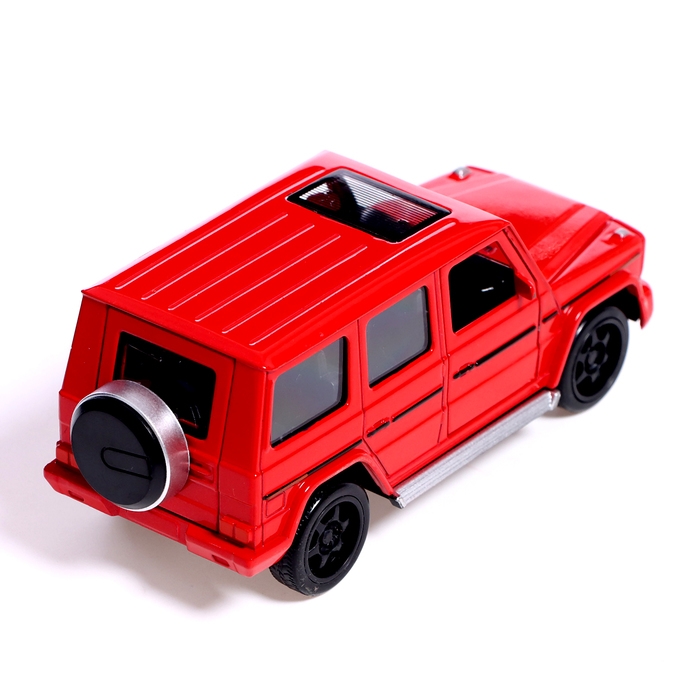 Машина металлическая &laquo;Внедорожник&raquo;, световые и звуковые эффекты, открываются двери, капот, инерция, цвет МИКС