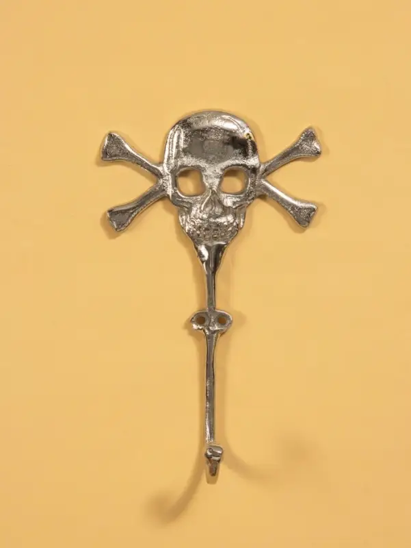 Крючок настенный "Весёлый Роджер" 23х14х5 см, алюминий, цв. серебро