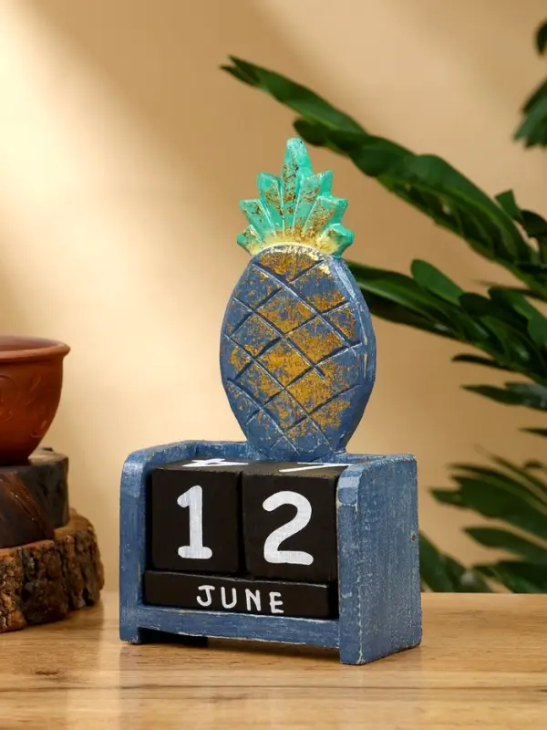 Календарь настольный &laquo;Ананас&raquo;, 10.5&times;5.5&times;19.5 см, дерево, сине-зелёный