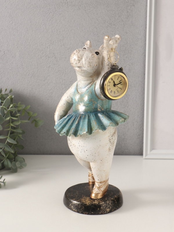 Сувенир полистоун с часами Сувенир полистоун с часами "Бегемот-балерина" 13,5х15х32,5 см