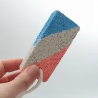 Пемза для педикюра, с подвесом, 8.5&times;4.5 см, разноцветная