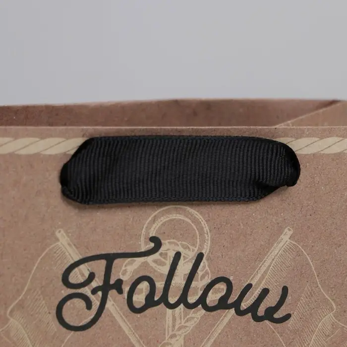 Пакет подарочный крафтовый квадратный, упаковка, &laquo;Follow&raquo;, 14 х 14 х 9 см