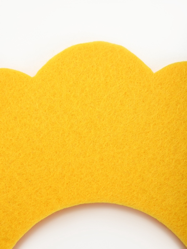 Ветеринарный воротник из фетра "Ромашка", размер XS, жёлтый