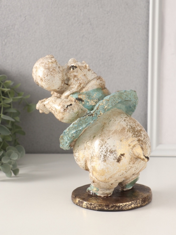 Сувенир полистоун Сувенир полистоун "Бегемотик в пачке" 11х14,5х18 см