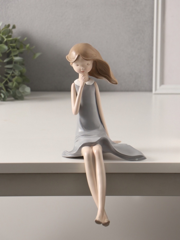 Сувенир полистоун "Малышка в сером платье в горошек" 14х19х30 см