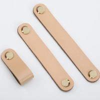 Ручка-скоба CAPPIO RSC010, кожа, м/о 128 мм, цвет бежевый