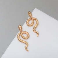 Новый год! Символ года 2025! Серьги металл &laquo;Змея&raquo; с узором, цвет золото
