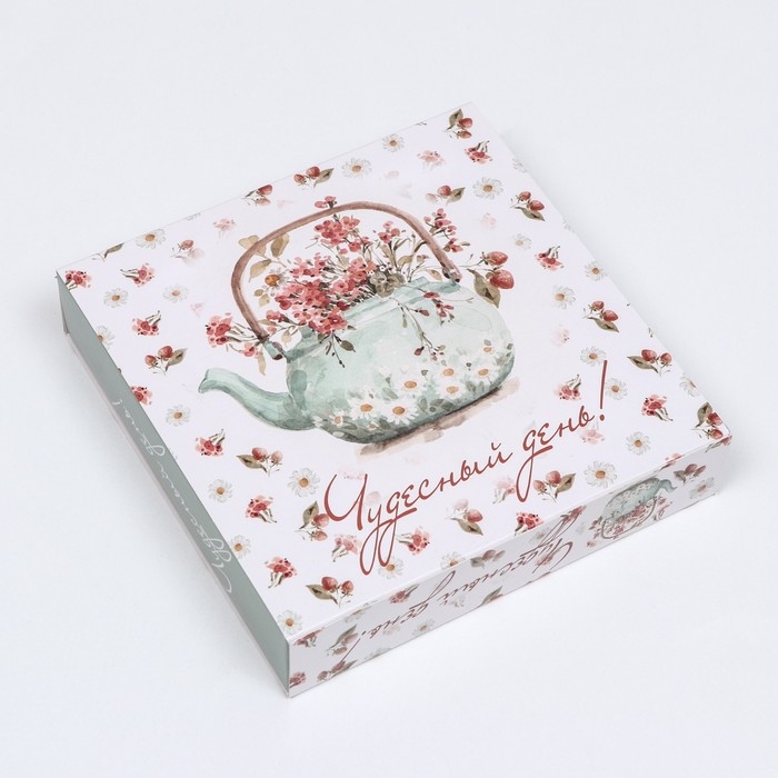 Коробка под 8 конфет + шоколад, с окном , "Чайный букет", тиффани, 17,7 х 17,85 х 3,85 см