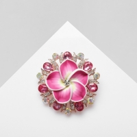 Брошь &laquo;Цветок&raquo; франжипани в стразах, цветная в розовом золоте
