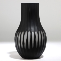 Ваза для цветов &laquo;Эрика&raquo; из черного стекла 29 х 17 х 17 см