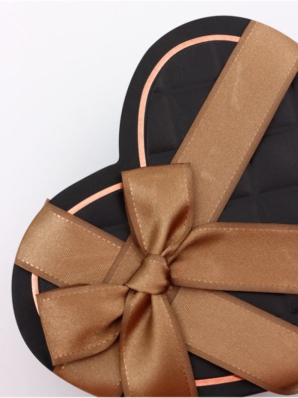 Набор коробок 3 в 1 сердца 22 х 20 х 9;  18.5 х 17 х 7.5; 1 6 х 14 х 6 см