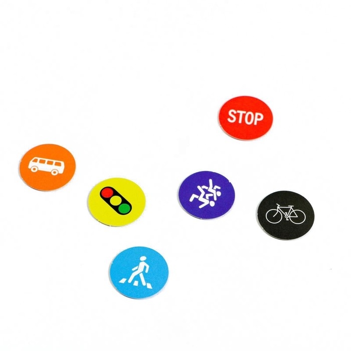 Настольная игра-бродилка &laquo;Правила дорожного движения&raquo;, игровое поле, 6 фишек, 20 карт, 4+