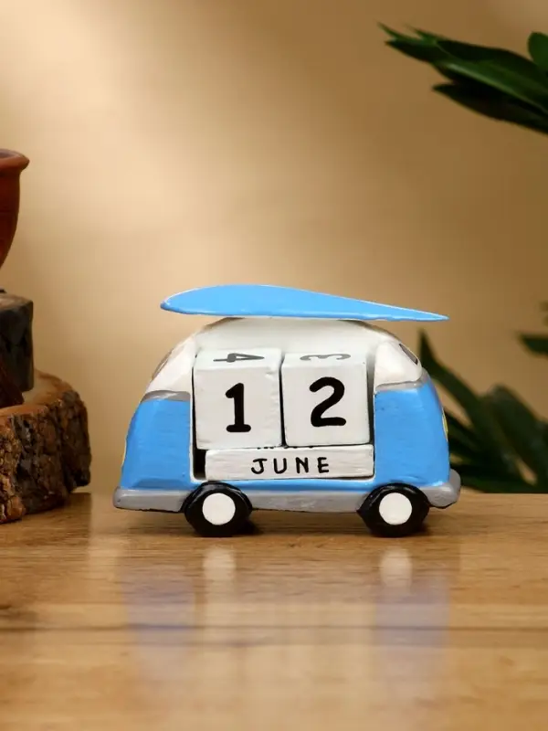 Календарь настольный "Микроавтобус" дерево 10х5х7 см, цв. синий