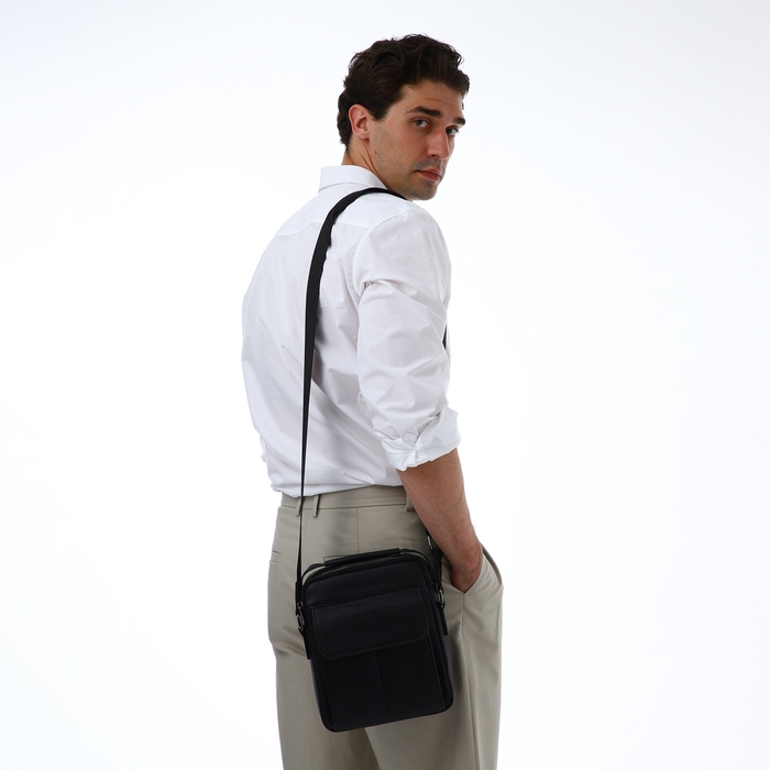 Сумка мужская через плечо TEXTURA, 2 наружных кармана, цвет чёрный Сумка мужская через плечо TEXTURA, 2 наружных кармана, цвет чёрный