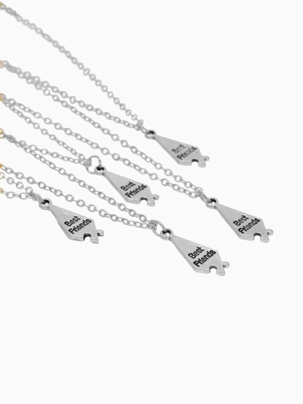 Кулоны &laquo;Неразлучники&raquo; пять пазлов, цвет серебро, 45 см