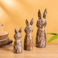 Набор сувенирный "Зайцы с сердечком" дерево, h - 25,20 и 15 см, цв. коричневый