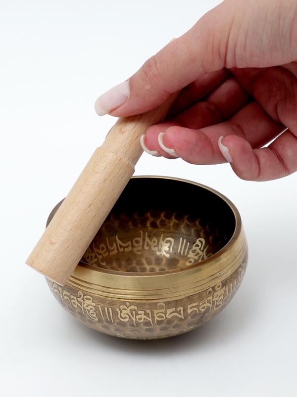 Музыкальный инструмент поющая чаша Music Life, золотистая с узорами, 9 см