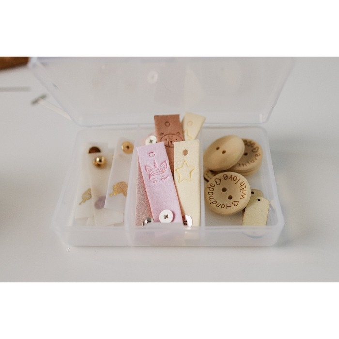 Набор нашивок из дерева &laquo;Hand made with love&raquo;, 2,5 &times; 2,5 см, 10 шт