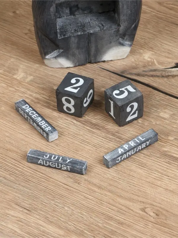 Календарь настольный &laquo;Кошечка&raquo;, 15&times;5&times;53 см, дерево