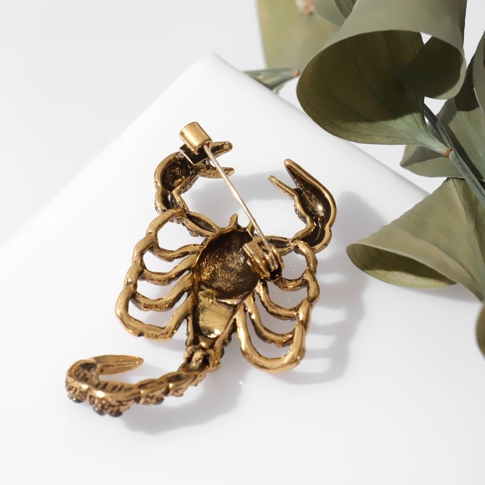 Брошь &laquo;Скорпион&raquo; в броне, цвет чёрно-зелёный в чернёном золоте