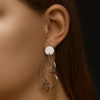 Серьги металл «Лица» раздвоение, цвет серебряно-золотой Серьги металл «Лица» раздвоение, цвет серебряно-золотой