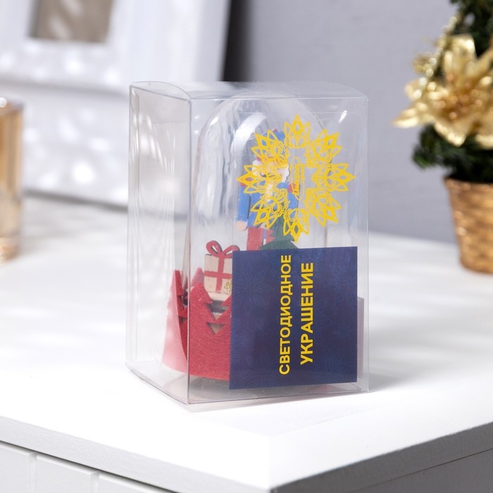 Светодиодная фигура под куполом &laquo;Щелкунчик&raquo; 6 &times; 9.5 &times; 6 см, дерево, батарейки LR1130х3 (в комплекте), свечение тёплое белое