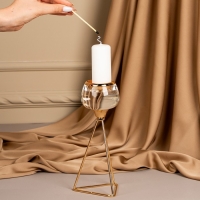 Подсвечник металл, стекло на 1 свечу &laquo;Изысканность&raquo; цвет золото 9.5 х 9.5 х 22.5 см