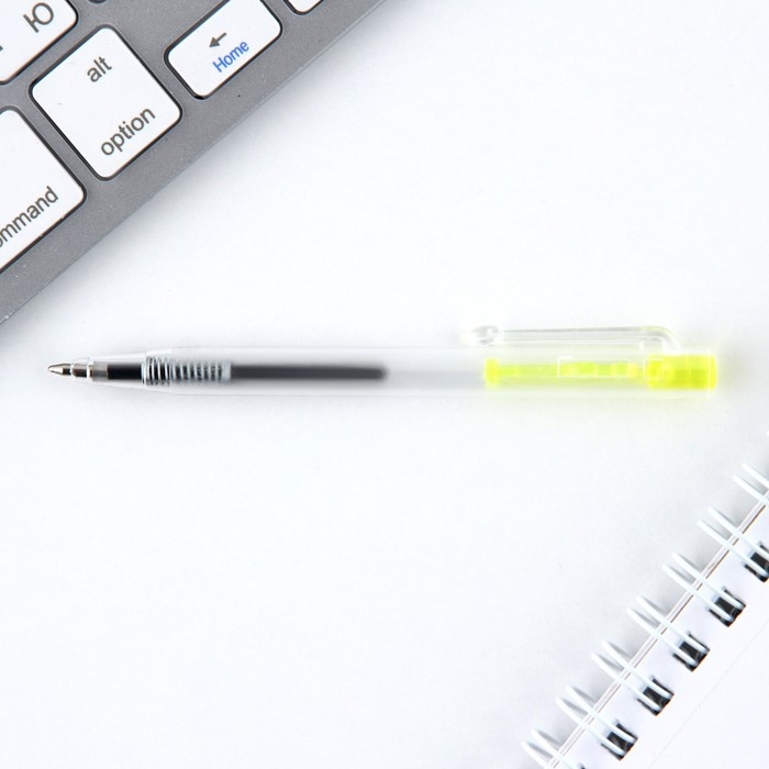 Набор: блокнот 48 листов + ручка «Юному герою!», 13,5 х 15 см Набор: блокнот 48 листов + ручка «Юному герою!», 13,5 х 15 см